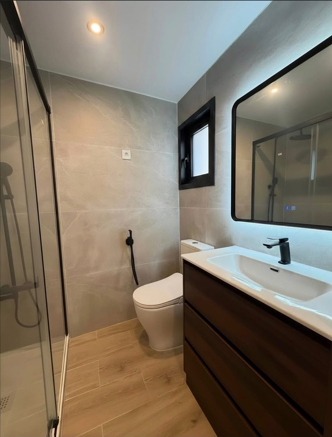 Baño renovado por Manos Mágicas Barcelona